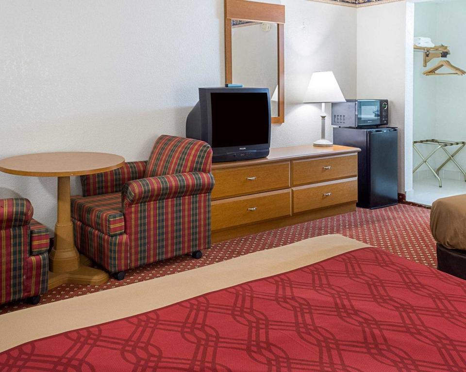 Gateway Inn Templeton Luaran gambar