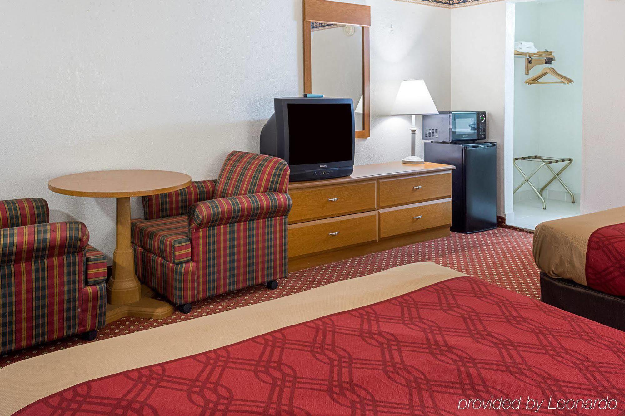 Gateway Inn Templeton Luaran gambar