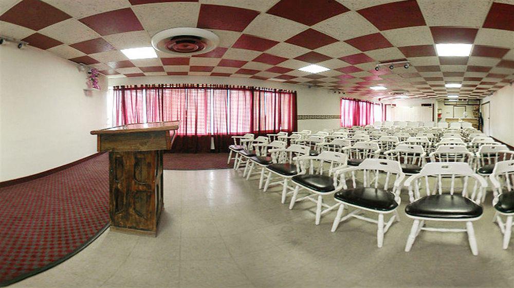 Gateway Inn Templeton Luaran gambar