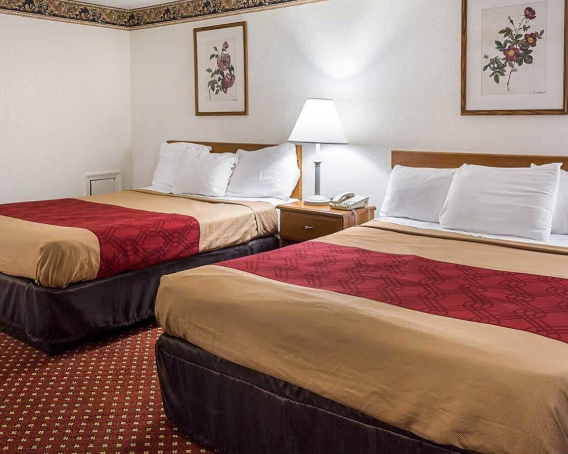 Gateway Inn Templeton Luaran gambar
