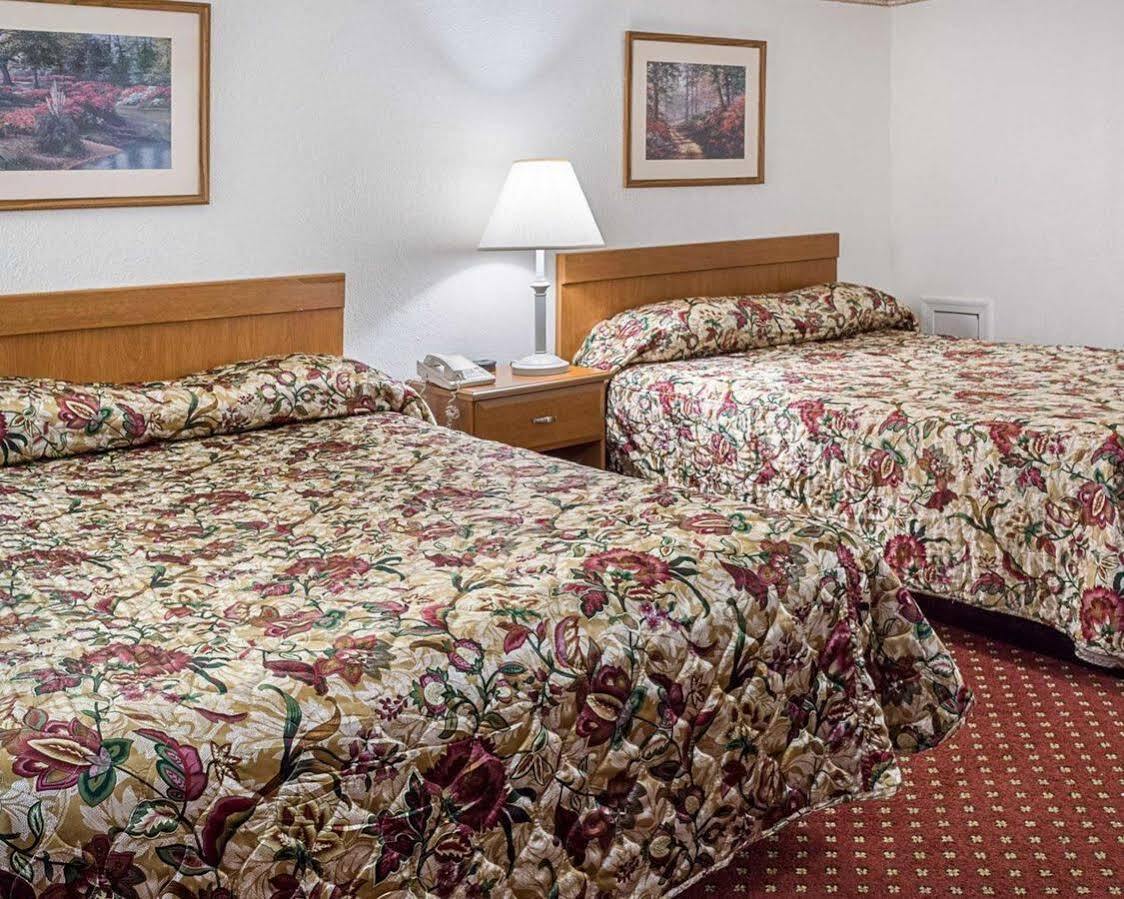 Gateway Inn Templeton Luaran gambar