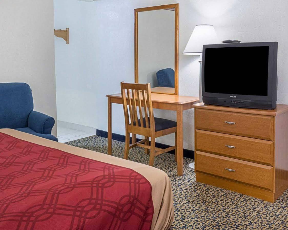 Gateway Inn Templeton Luaran gambar
